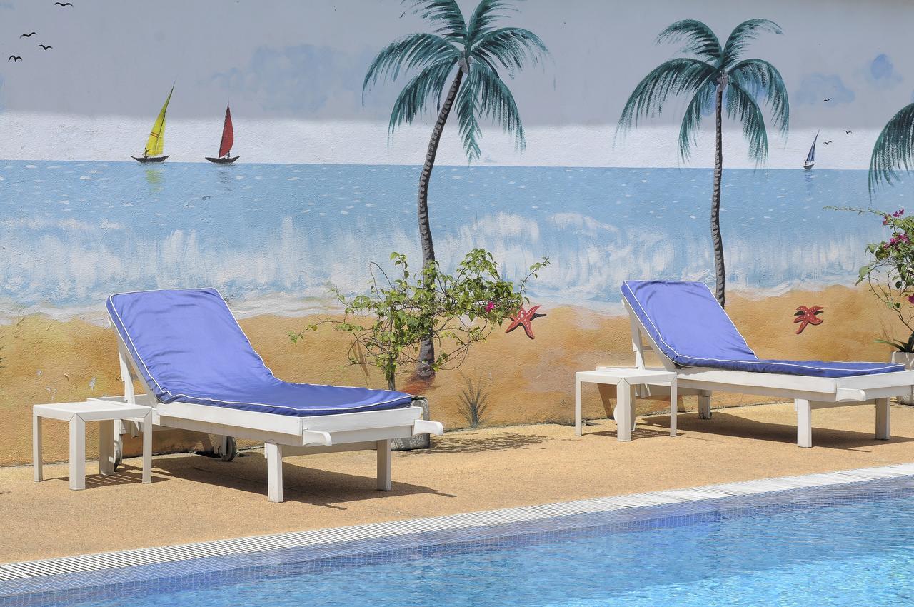 Residence Eburnea Abidjan Exterior photo