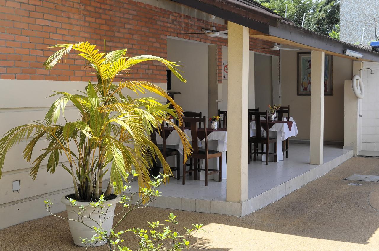 Residence Eburnea Abidjan Exterior photo